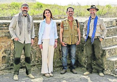 Imagen secundaria 1 - Un explorador alavés descubre la posible tumba del caballo de Alejandro Magno