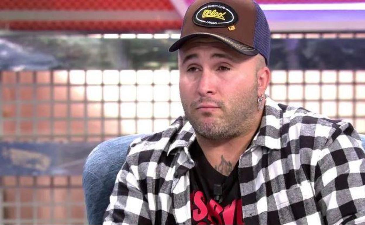 Kiko Rivera, a punto de vender su parte de Cantora y dejar a su madre en la calle