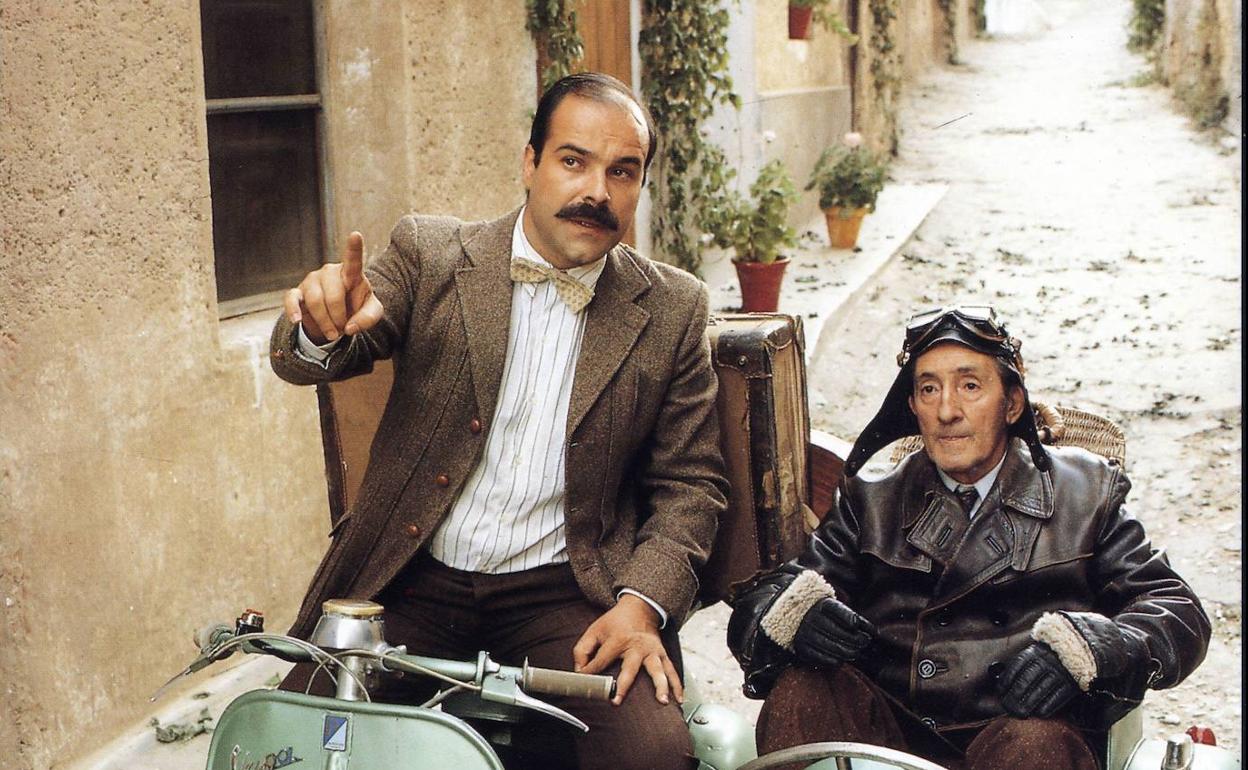 Antonio Resines y Luis Ciges, en 'Amanece que nos es poco'. 