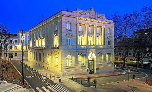 Exterior. El edificio del Centro Memorial por las Víctimas del Terrorismo, antigua sede del Banco de España en Vitoria. 