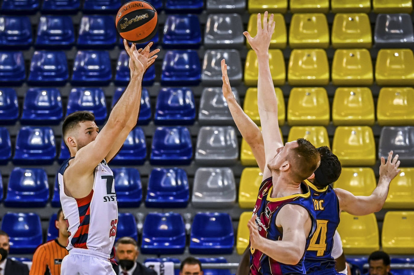 Fotos: Las mejores imágenes del Barça - Baskonia