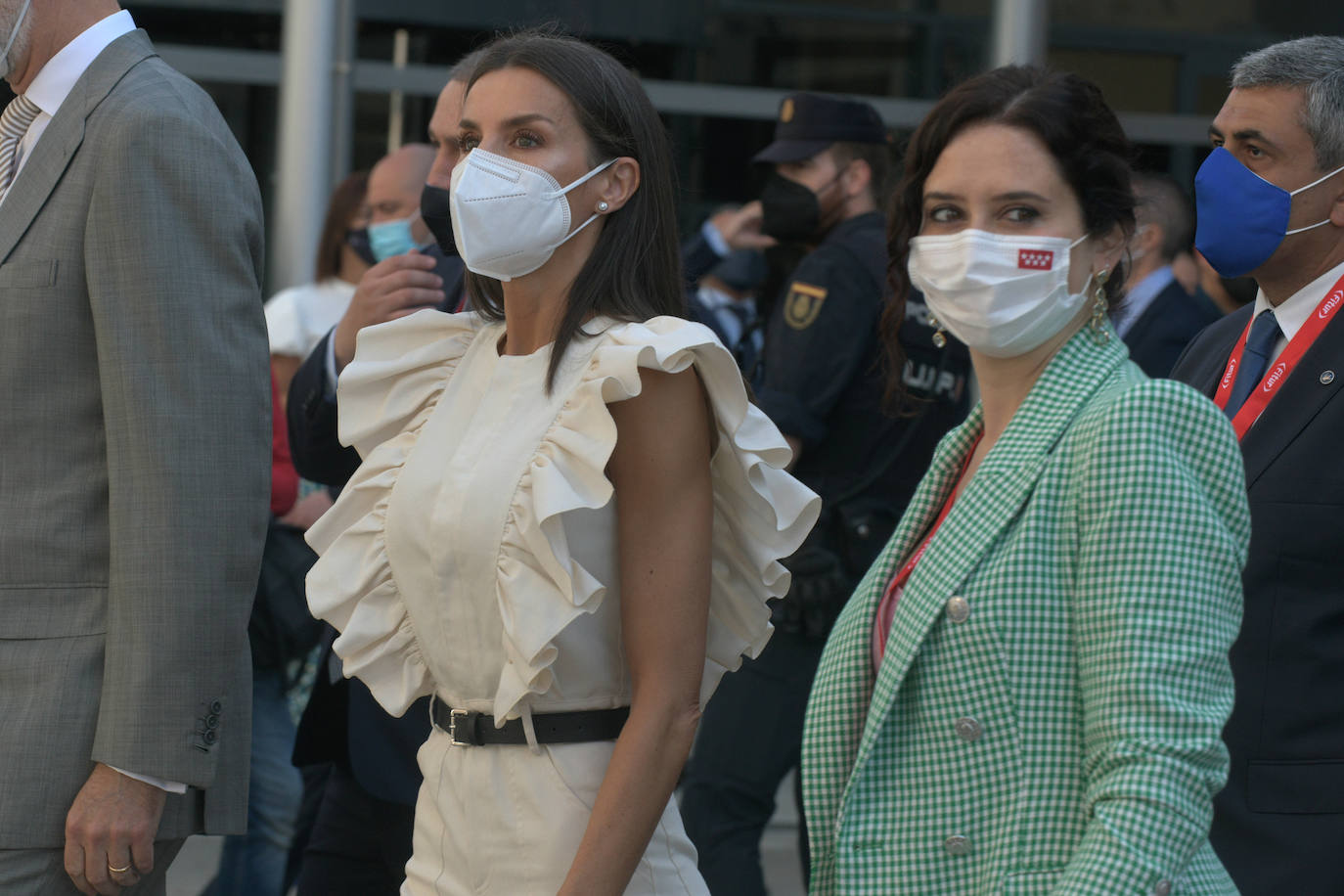 Fotos: Letizia saca su lado flamenco en Fitur: el mono de volantes que nadie esperaba ver