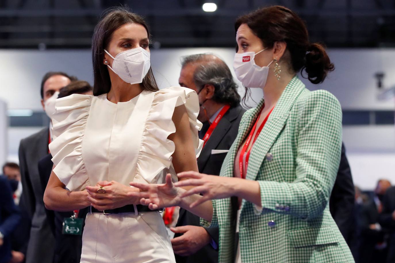 Fotos: Letizia saca su lado flamenco en Fitur: el mono de volantes que nadie esperaba ver