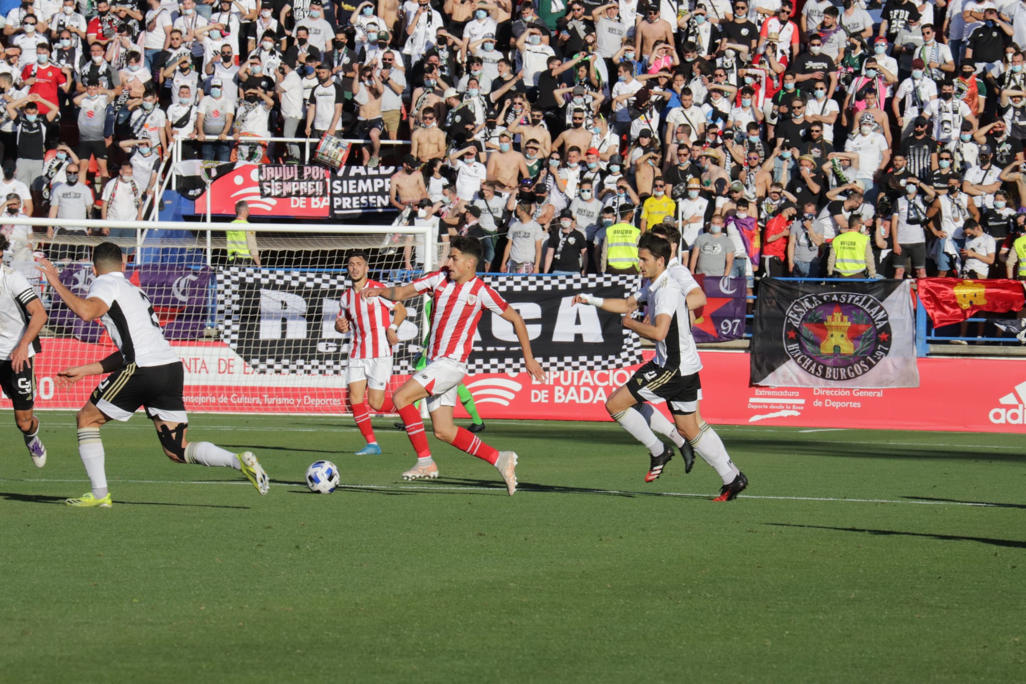 Fotos: Las mejores imágenes del Burgos- Bilbao Athletic