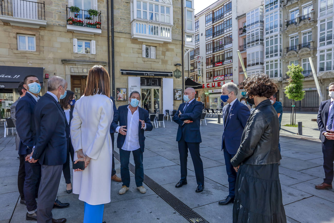 Fotos: Vitoria conmemora sus 41 años como capital de Euskadi