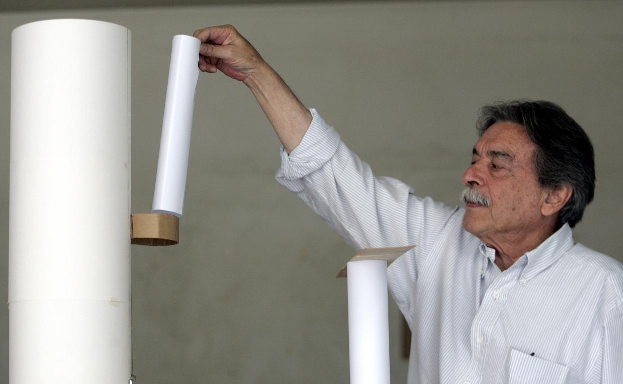 Mendes da Rocha, en su estudio