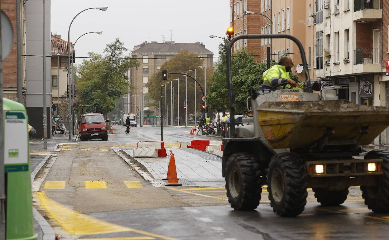 Las obras de reasfaltado afectarán al tráfico del Paseo de la Zumaquera.
