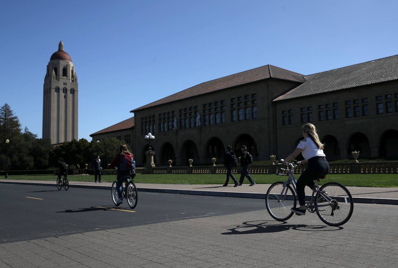 12.- UNIVERSIDAD DE STANFORD (CALIFORNIA)