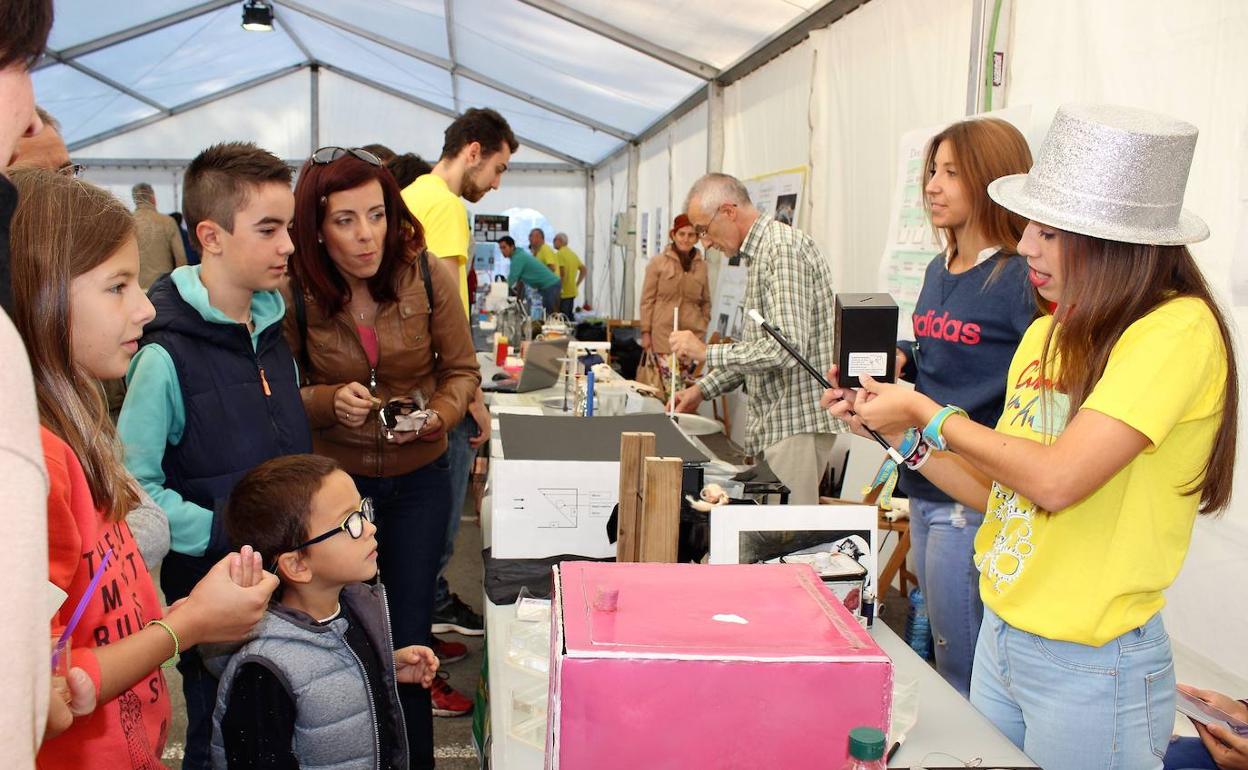 La población infantil podrá aprender nuevas materias y realizar actividad física, jugando y divirtiéndose.