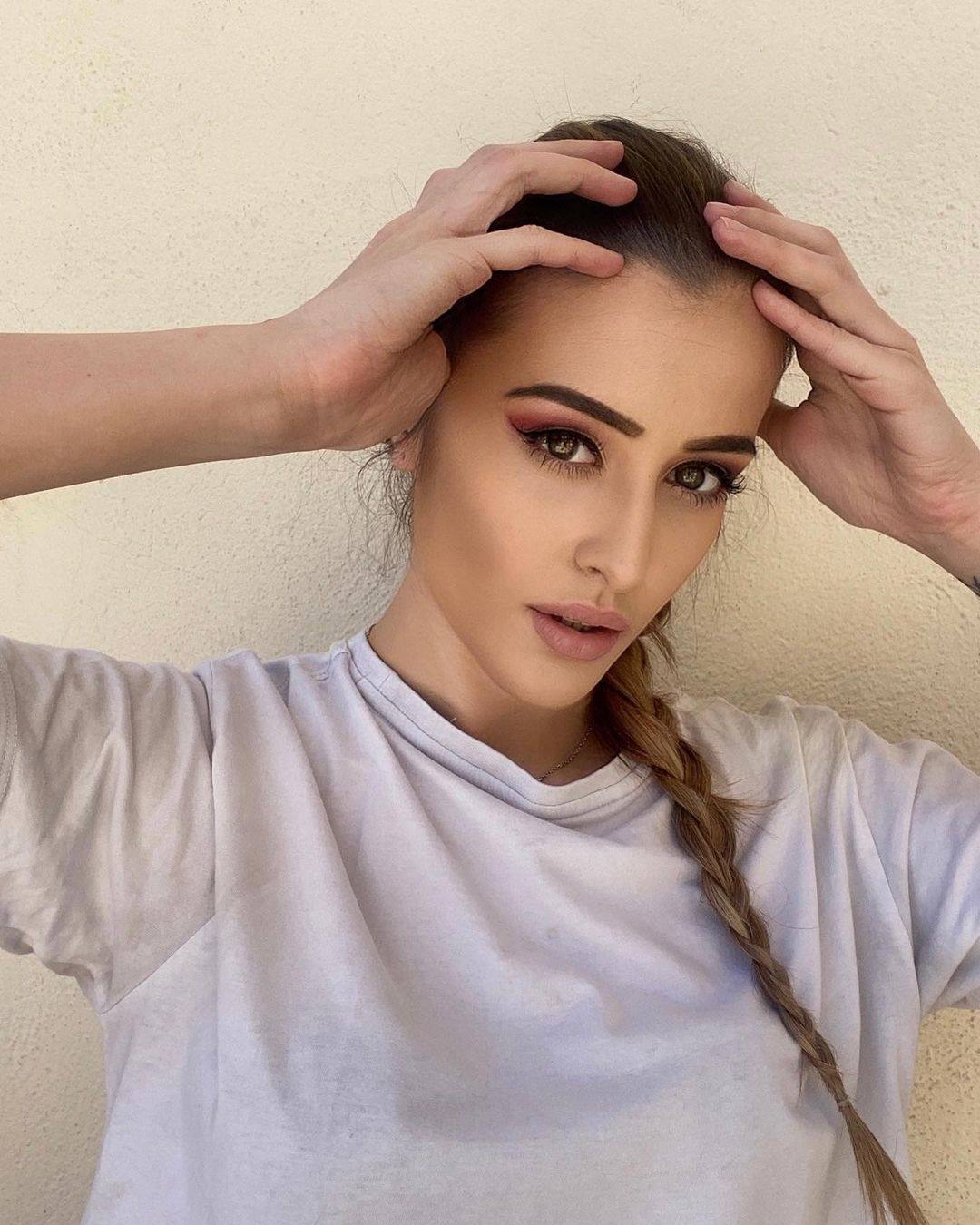 Fotos: Sara Lahidalga, la estudiante de enfermería vitoriana que ha representado a Euskadi en Miss Grand Spain