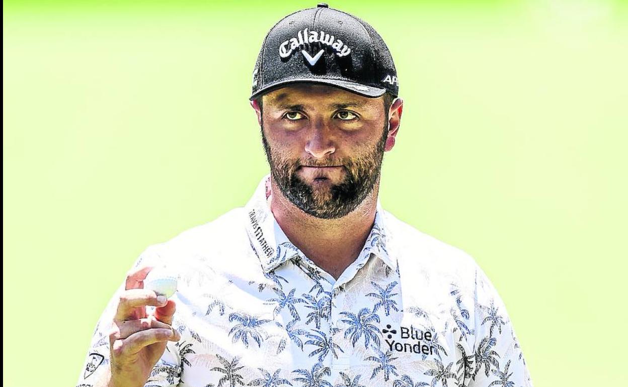 Jon Rahm se exhibió ayer en el Muirfield Village, en Ohio. Después se derrumbó tras conocer el positivo.