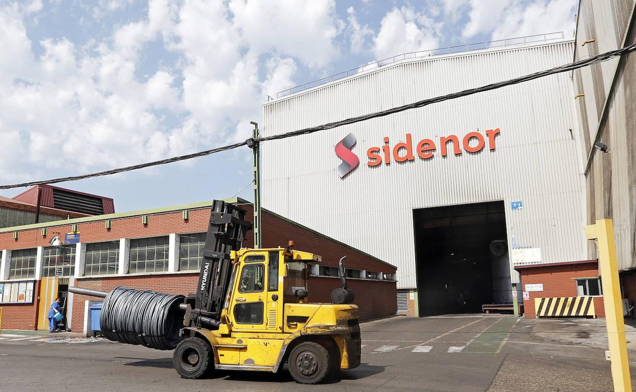 Sidenor es una de las empresas denunciadas. 