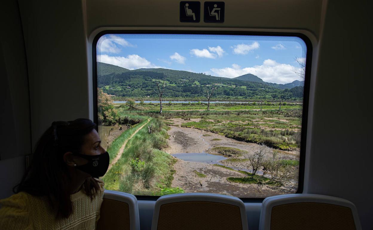 Guggenheim Urdaibai: Vecinos y comerciantes, ante el proyecto del Guggenheim de Urdaibai: «No queremos turistas, queremos amigos»