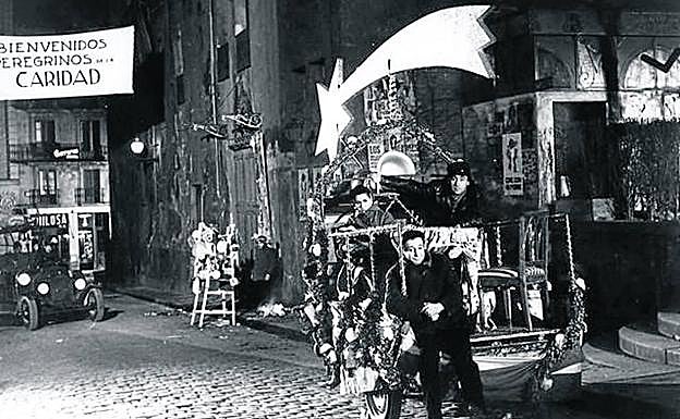 El motocarro en las calles de Manresa, en 'Plácido'. 