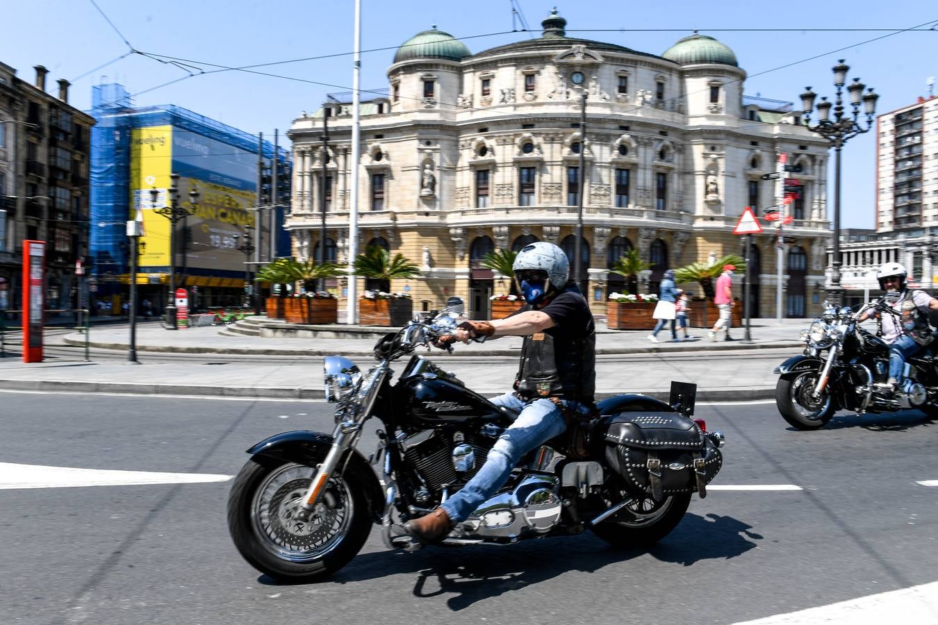 Fotos: Cientos de moteros toman Bilbao para reclamar mayor seguridad vial