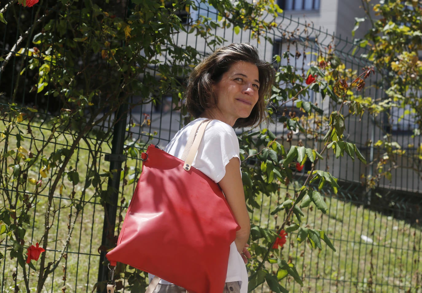 Fotos: La artesana que lo dejó todo para ser feliz y ahora crea los bolsos más deseados de Getxo