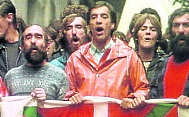 Cine de los ochenta. Escena de 'La muerte de Mikel' (1983), de Imanol Uribe.