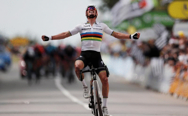 Alaphilippe gana la primera etapa del Tour. 