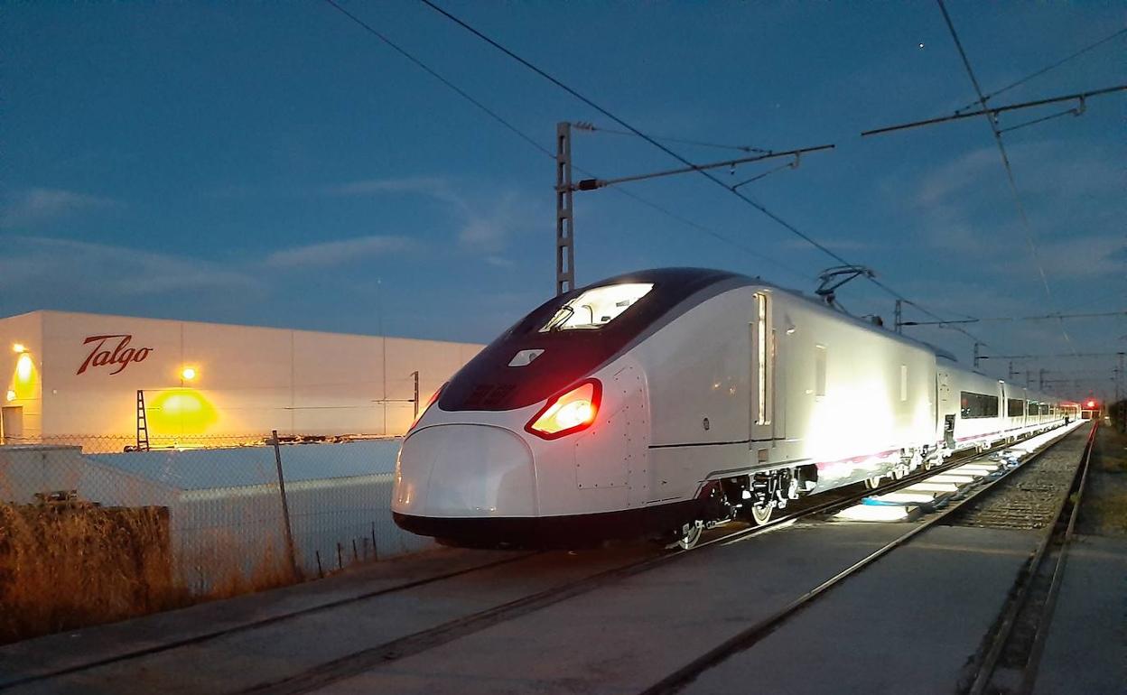 Tren de alta velocidad de Talgo.