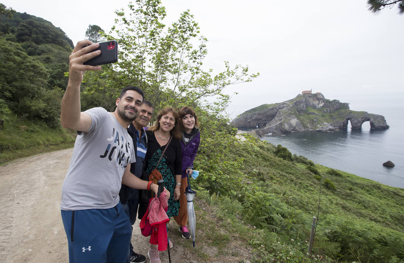 Fotos: Reinauguración parcial de San Juan de Gaztelugatxe