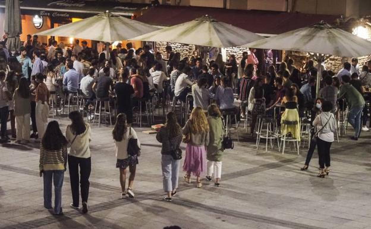 Cantabria cierra el ocio nocturno en dieciséis municipios, incluidos Castro, Laredo, Noja y Santander