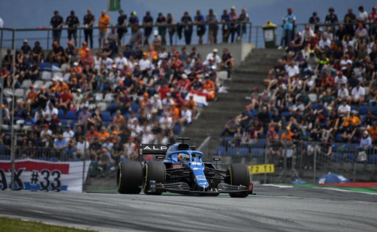 Alonso con su A521 en el Red Bull Ring