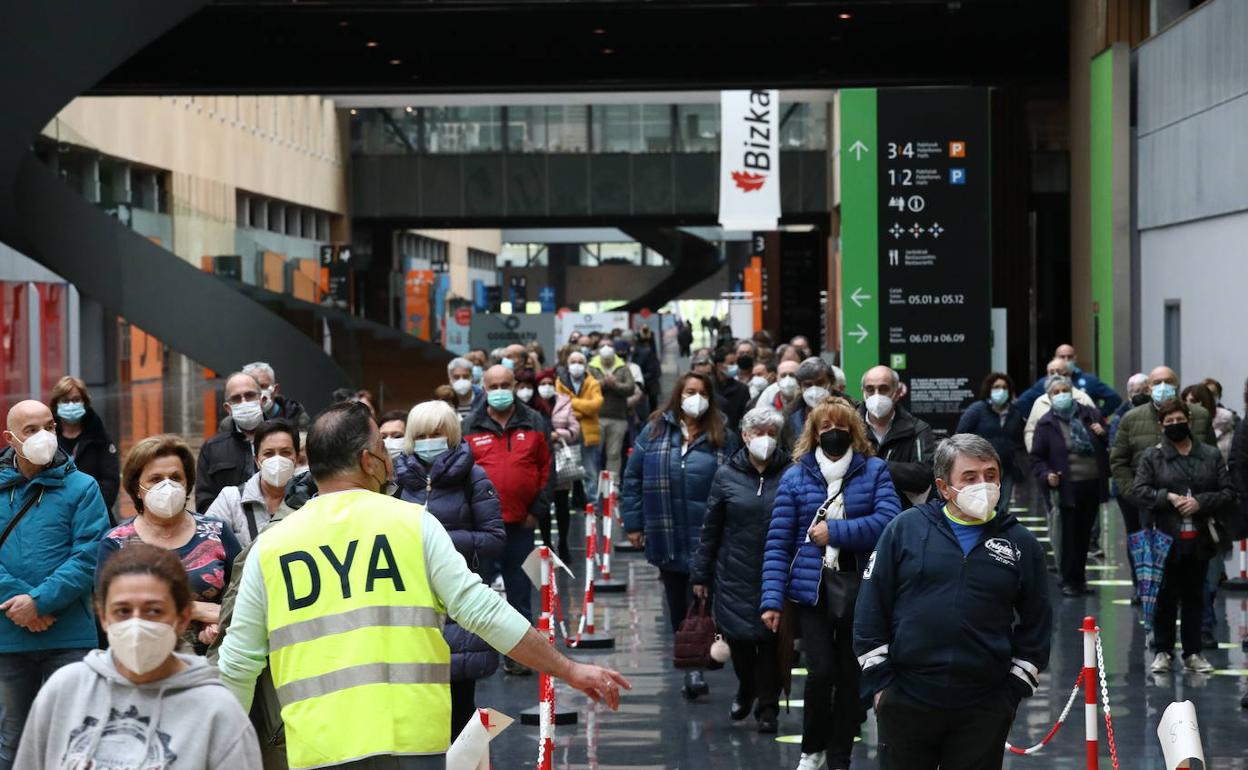 Casi un millón de vascos cuentan ya con la pauta completa. 