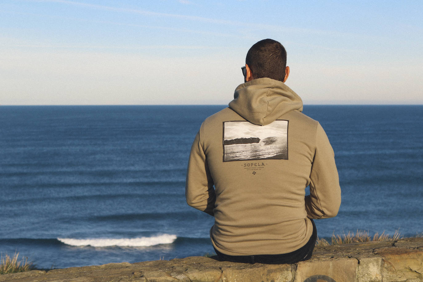 Fotos: De Mundaka a Sopela: las camisetas y sudaderas que homenajean las olas más famosas de Bizkaia