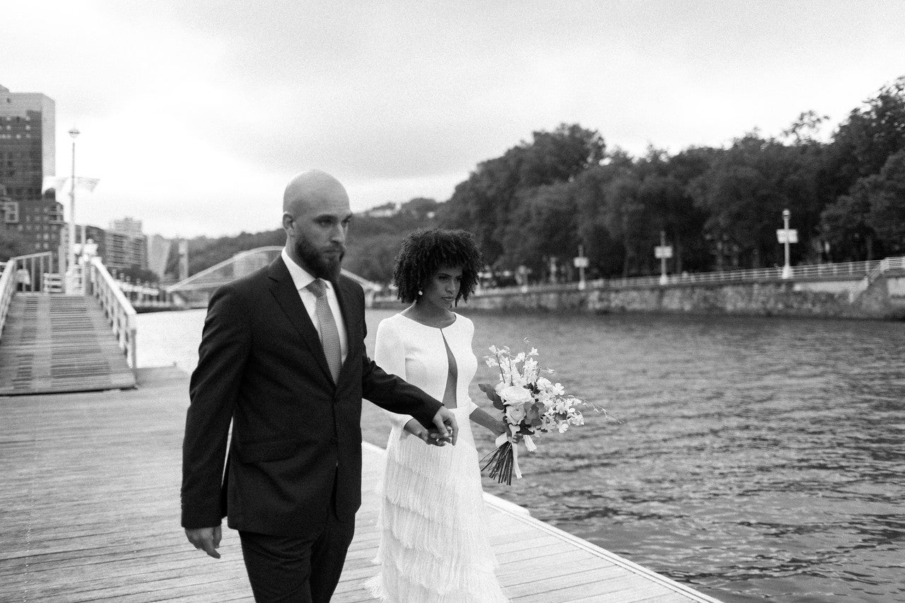 Fotos: La boda de Sonji e Iker en el Ayuntamiento de Bilbao