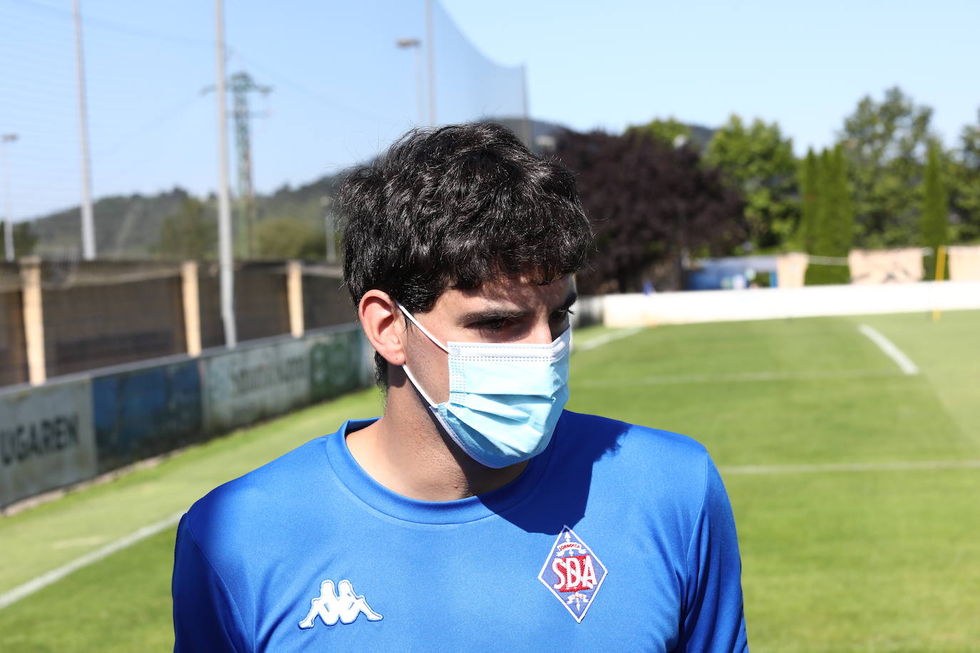 Fotos: Primer entrenamiento de Mikel San Jose en el Amorebieta