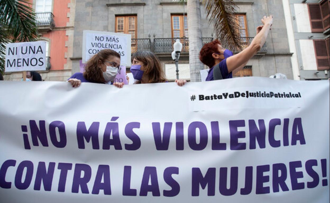 Manifestación feminista en Madrid contra todo tipo de agresiones sexuales. 