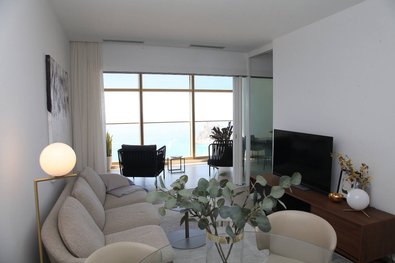 Fotos: Así es por dentro el edificio Intempo de Benidorm, el residencial más alto de Europa