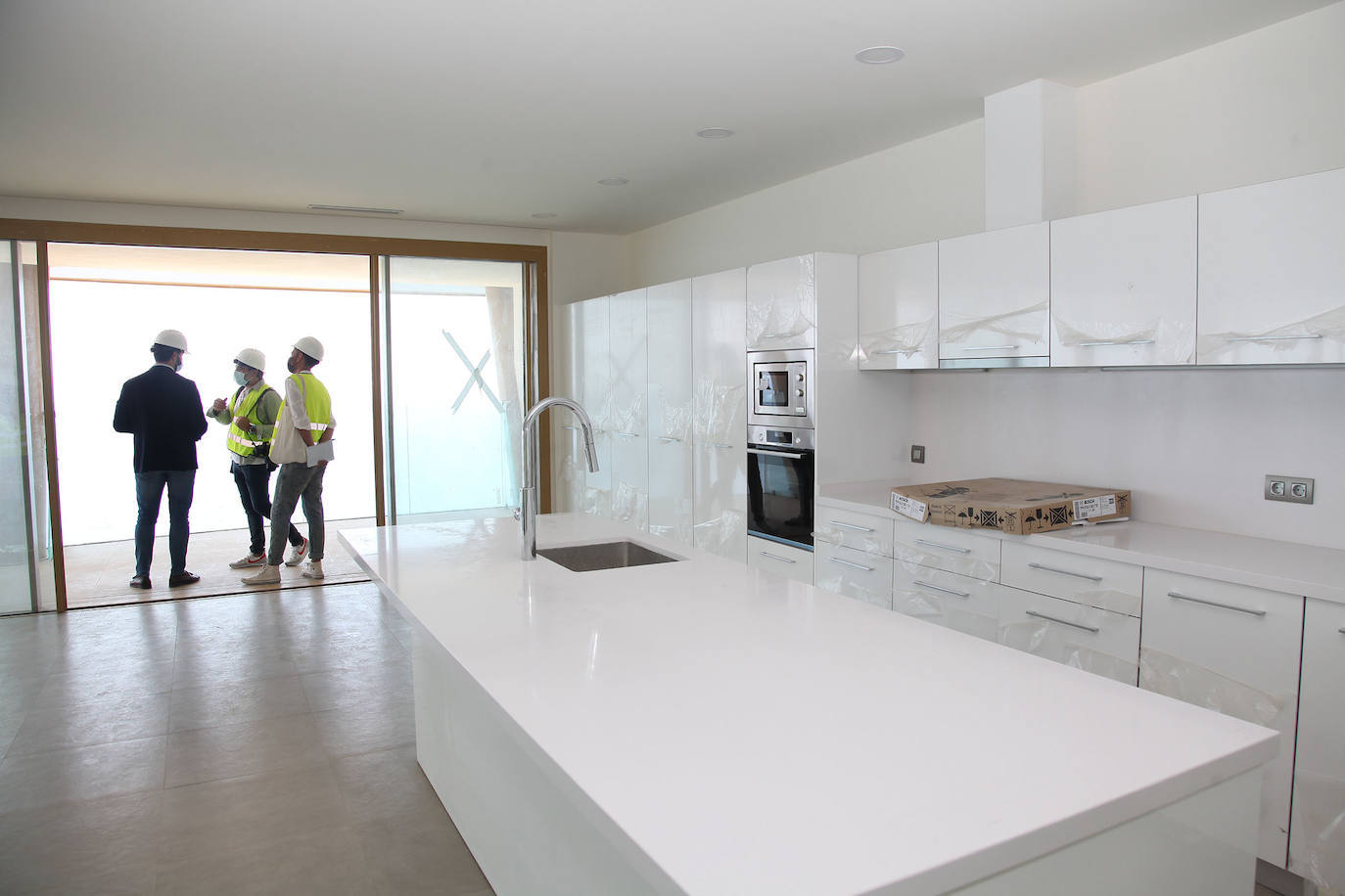 Fotos: Así es por dentro el edificio Intempo de Benidorm, el residencial más alto de Europa