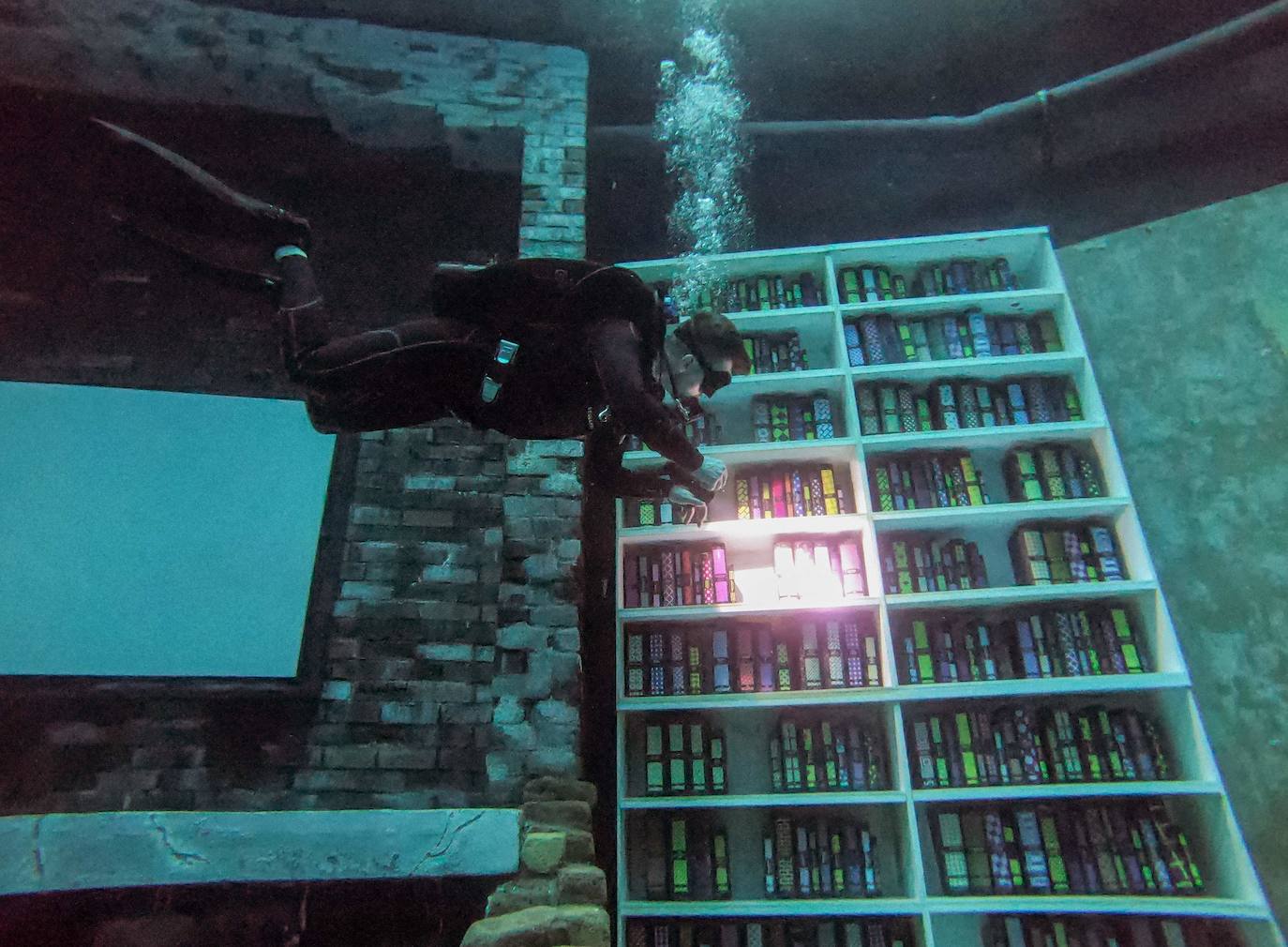 Fotos: Así es Deep Dive Dubai: la piscina más profunda del mundo