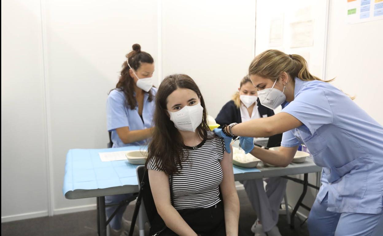 «La vacuna no va a cambiar mi forma de actuar, seguiré tomando las mismas medidas de seguridad»