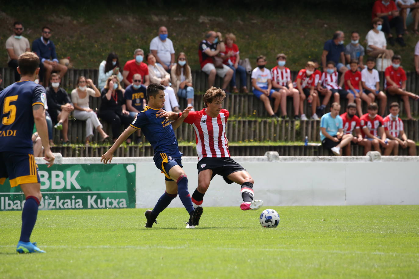 Fotos: Imágenes del partido del Bilbao Athletic vs el Mirandés