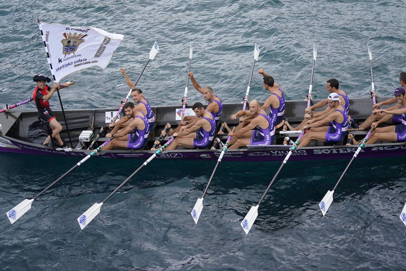 Fotos: La &#039;Sotera&#039; se alza con la Ikurriña EL CORREO-Gran Premio BBK