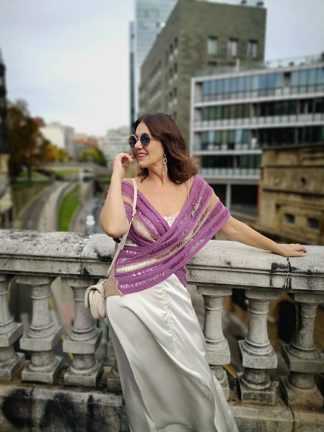 Fotos: Amaia, la periodista que no pasa desapercibida en Bilbao con sus looks asequibles y