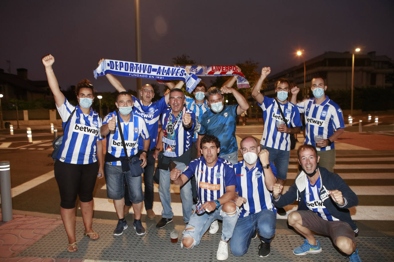 Fotos: El regreso de la afición a Mendizorroza, en imágenes