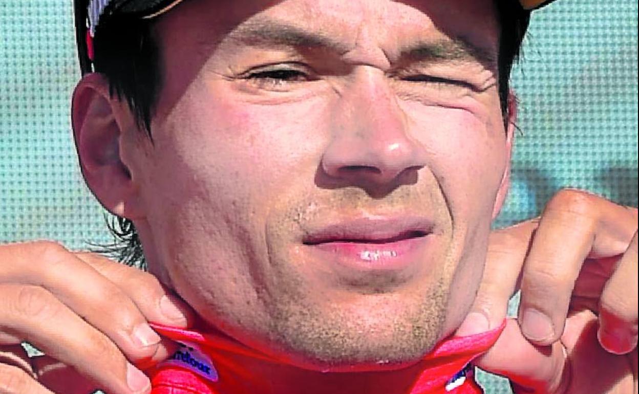 Primoz Roglic defenderá el maillot rojo que logró el pasado año como ganador de la Vuelta 2020. 