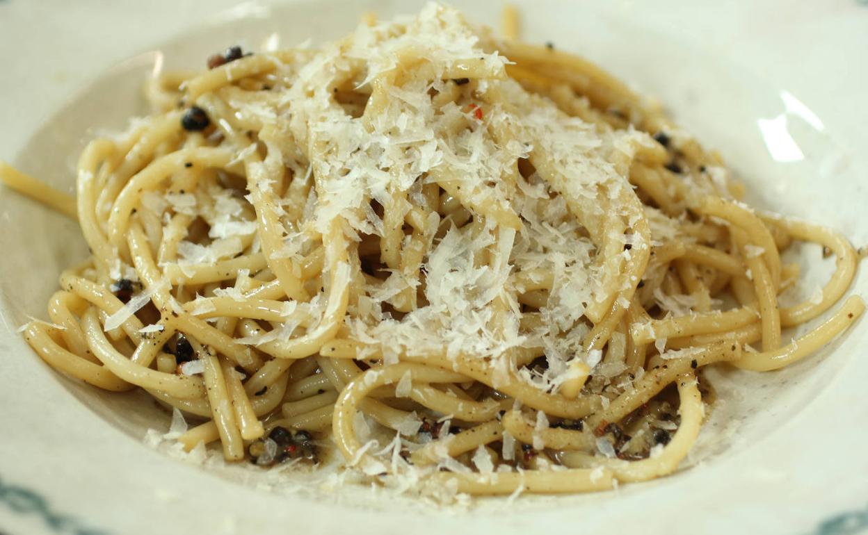 La receta de David de Jorge: pasta 'Cacio e Pepe' | El Correo