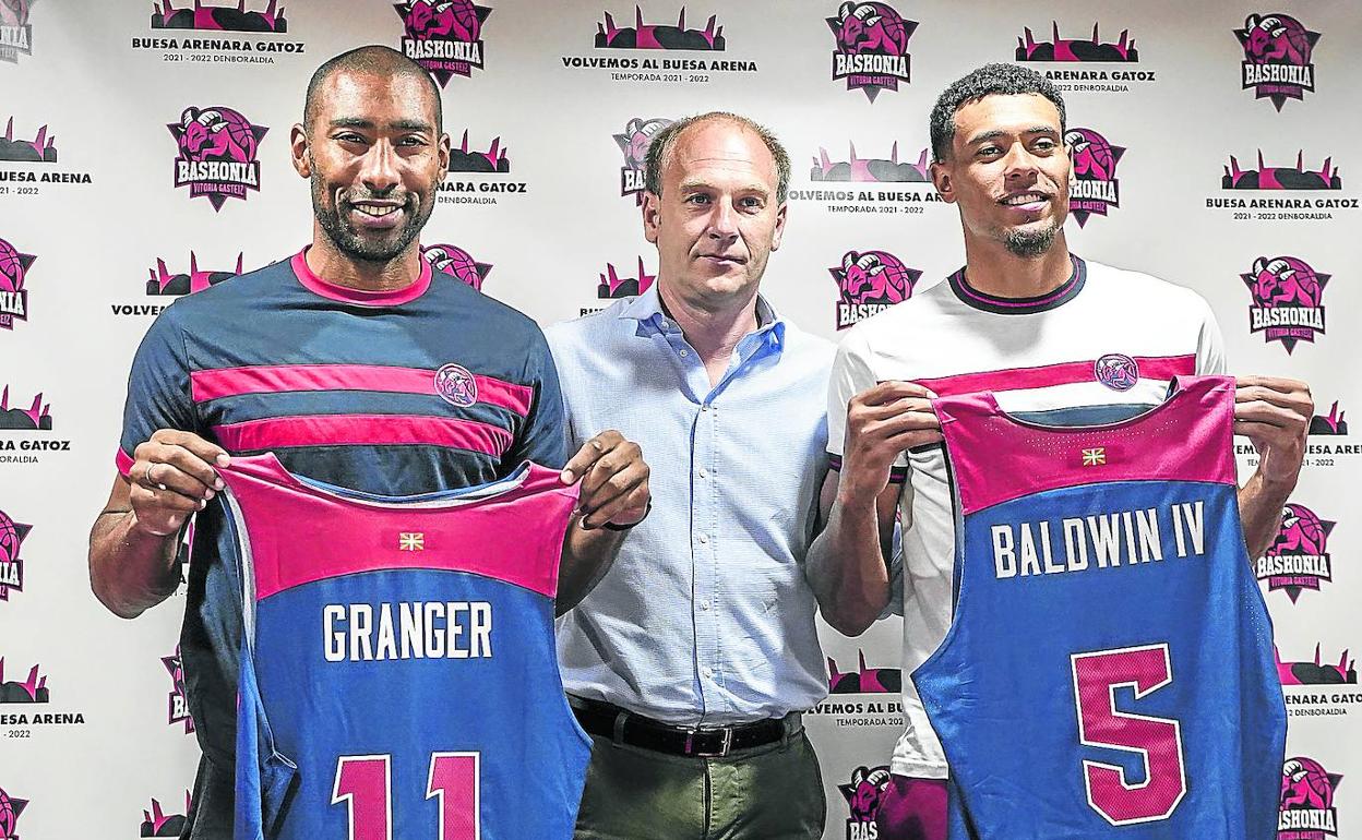 El Baskonia ofrece «un proyecto ambicioso» convencido de que dará «muchas alegrías»