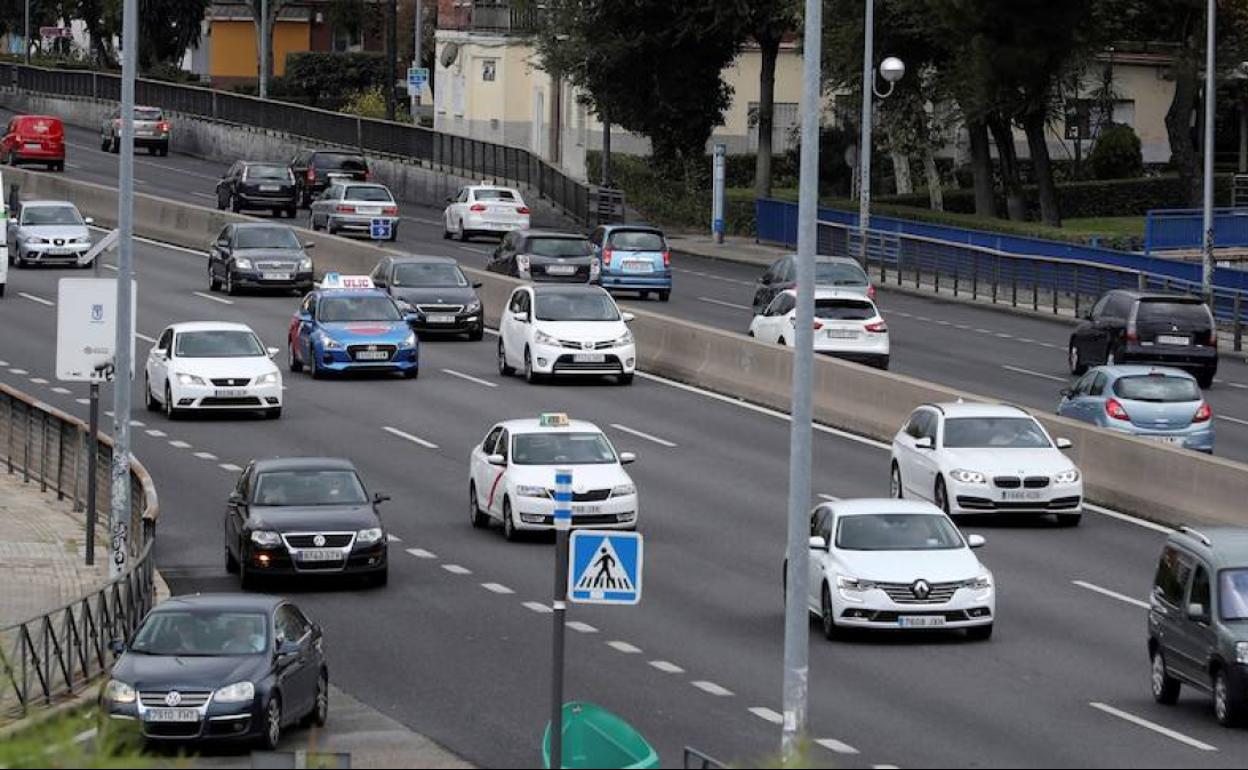 La DGT alerta sobre las graves consecuencias que puede acarrear el 'efecto manada'