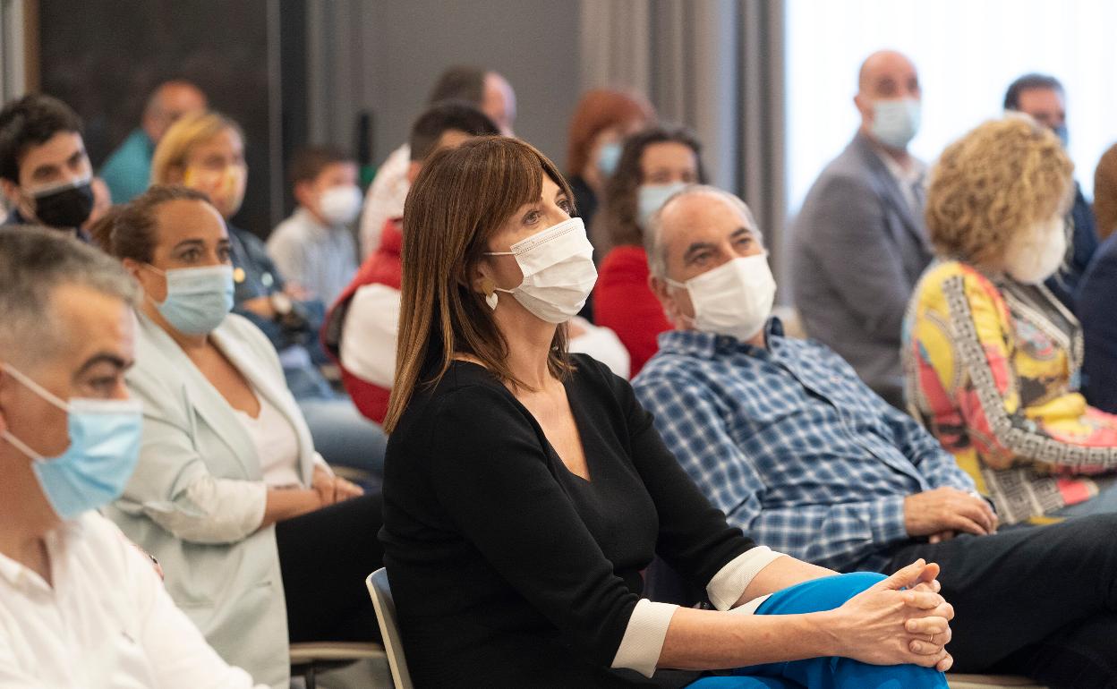 El PSE marca el terreno y rechazará «soluciones nacionalistas» para el Estatuto