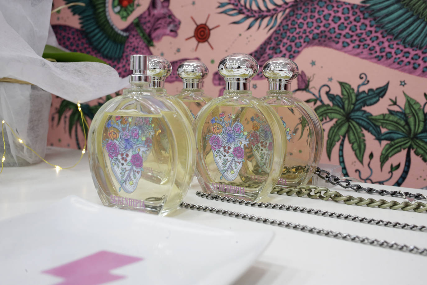 Fotos: Un templo de pendientes «cañeros» abre sus puertas en Las Arenas