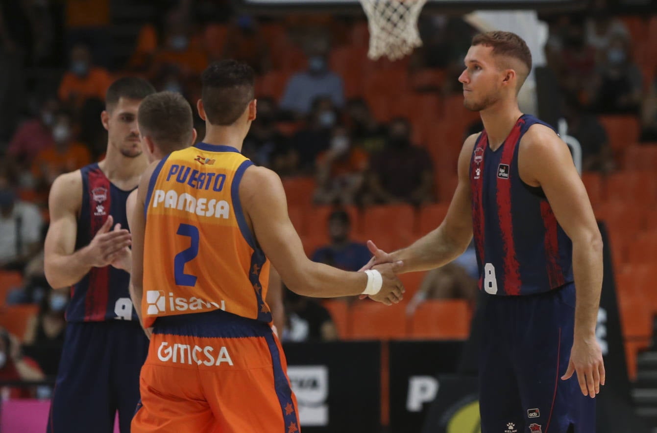 Fotos: Las mejores imágenes del Valencia - Baskonia