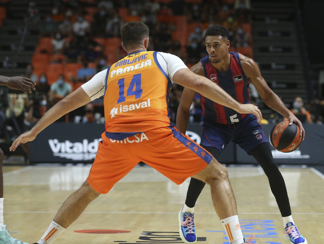 Fotos: Las mejores imágenes del Valencia - Baskonia