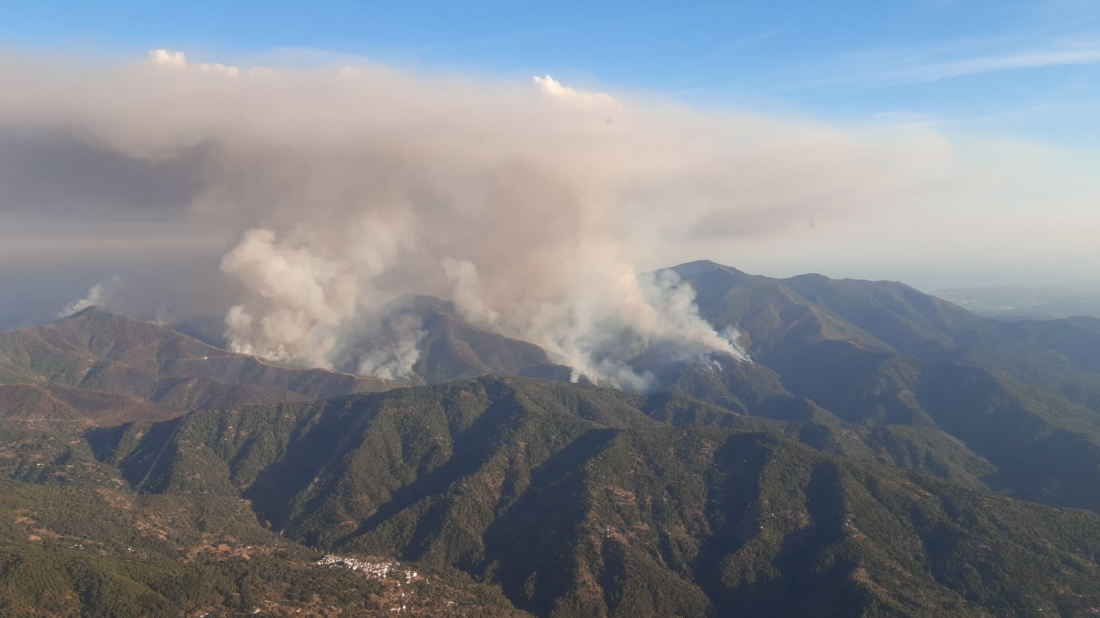 Fotos: Incendio en Sierra Bermeja