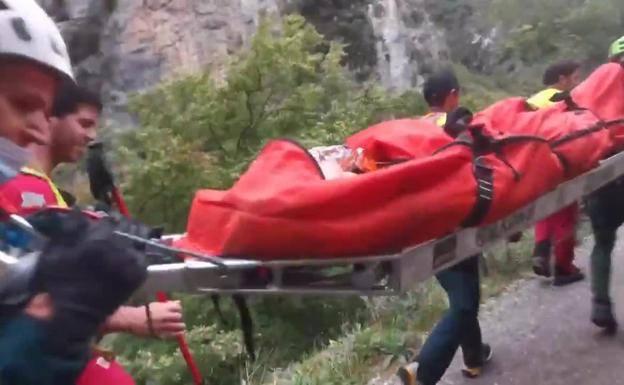 Así fue el complicado rescate de un montañero en el Cares tras dos noches a la intemperie