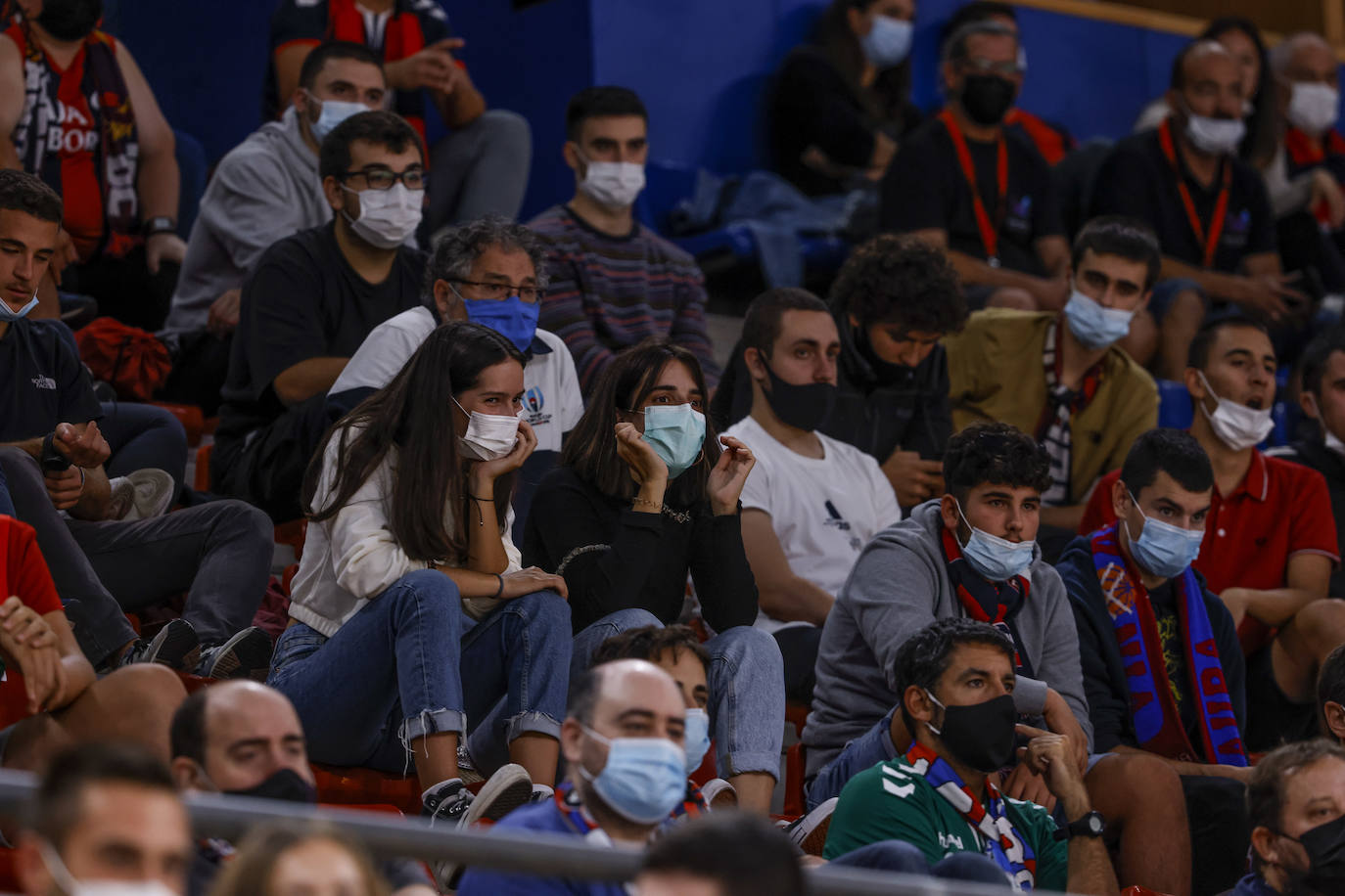 Fotos: Así ha sido el esperado regreso de la afición al Buesa Arena